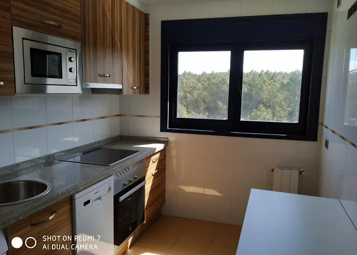 Olas Deluxe Apartment *